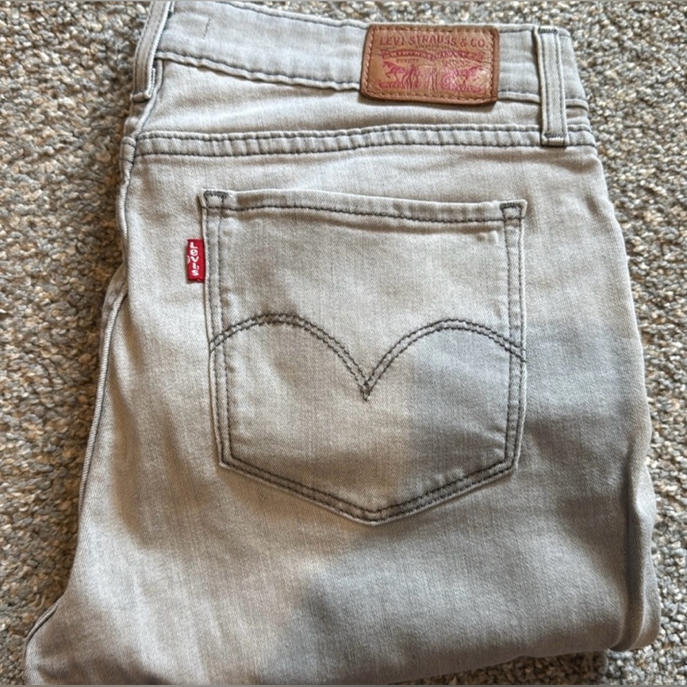 THREE JEAN BUNDLE: Levi’s 711 Skinny Jeans